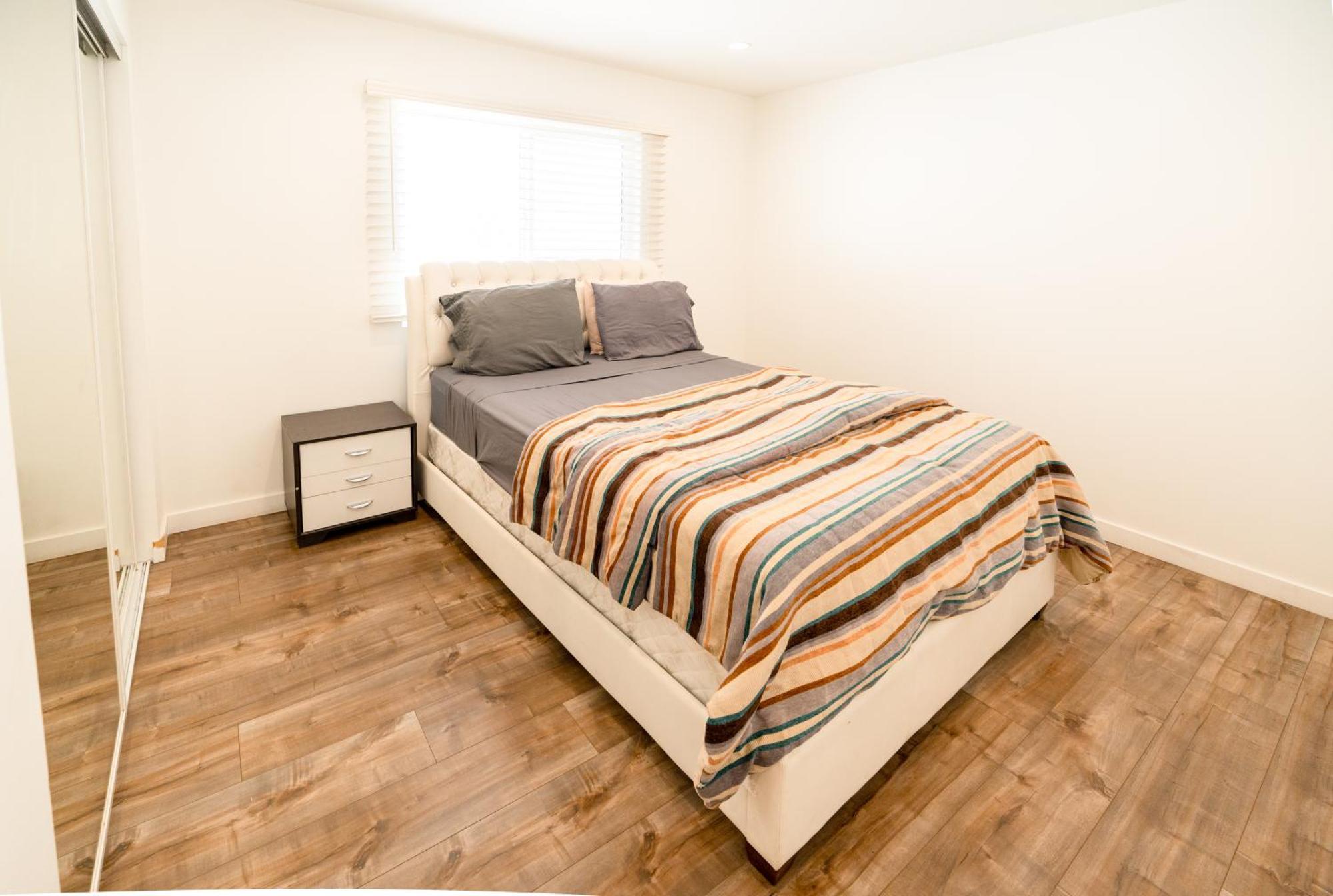 Apartment Lux Modern 1-bedroom 1-bathroom In Koreatown Area Los Angeles